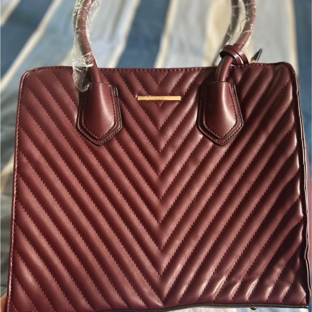 Elegant Burgundy Quilted Handbag